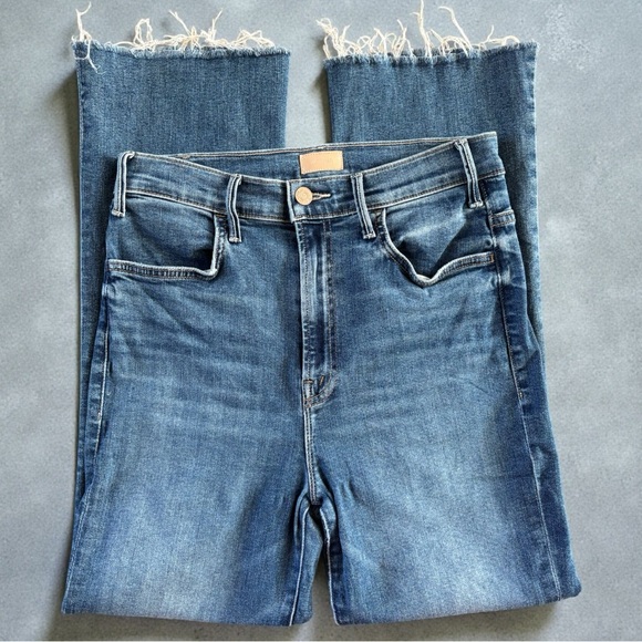 MOTHER DENIM Hustler Ankle Fray in Healing Jar (29) - Picture 2 of 16